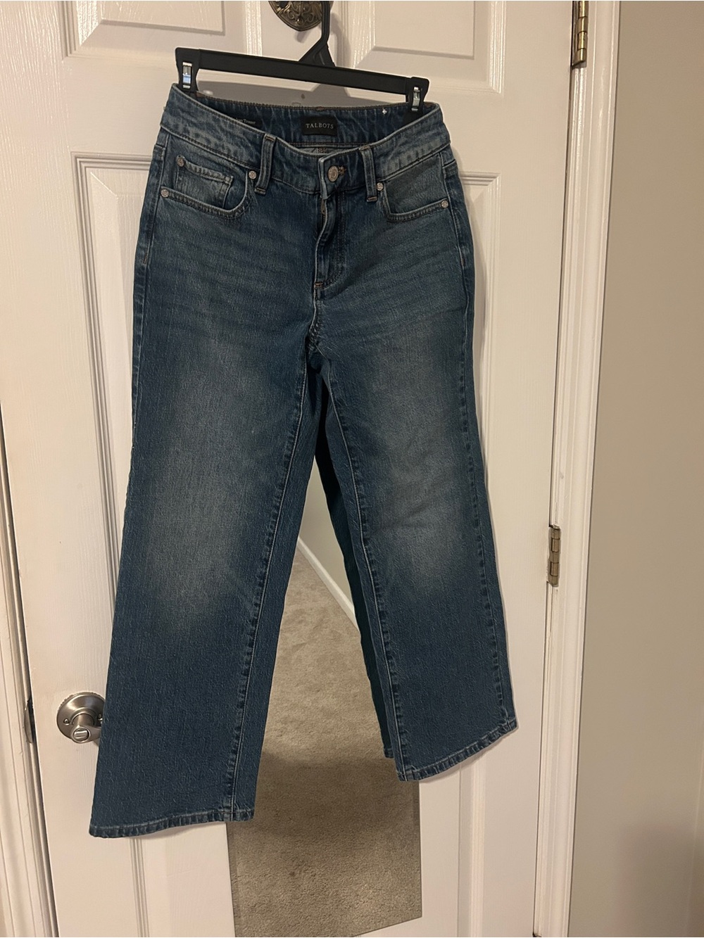 White House Black Market Women's Bootcut Jeans - Medium Blue Wash - Picture 4 of 4